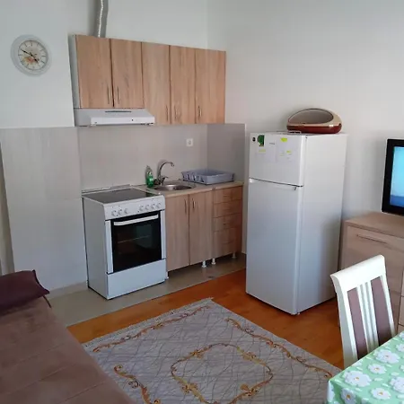 Cosy 1 Bedroom *